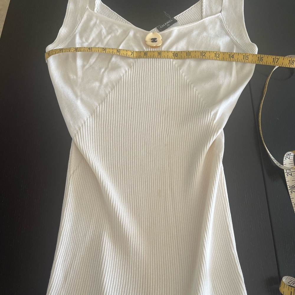 VINTAGE Elegant Chanel WHITE TOP💝HP - Picture 8 of 15